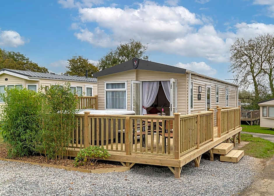 Noble Court Holiday Park