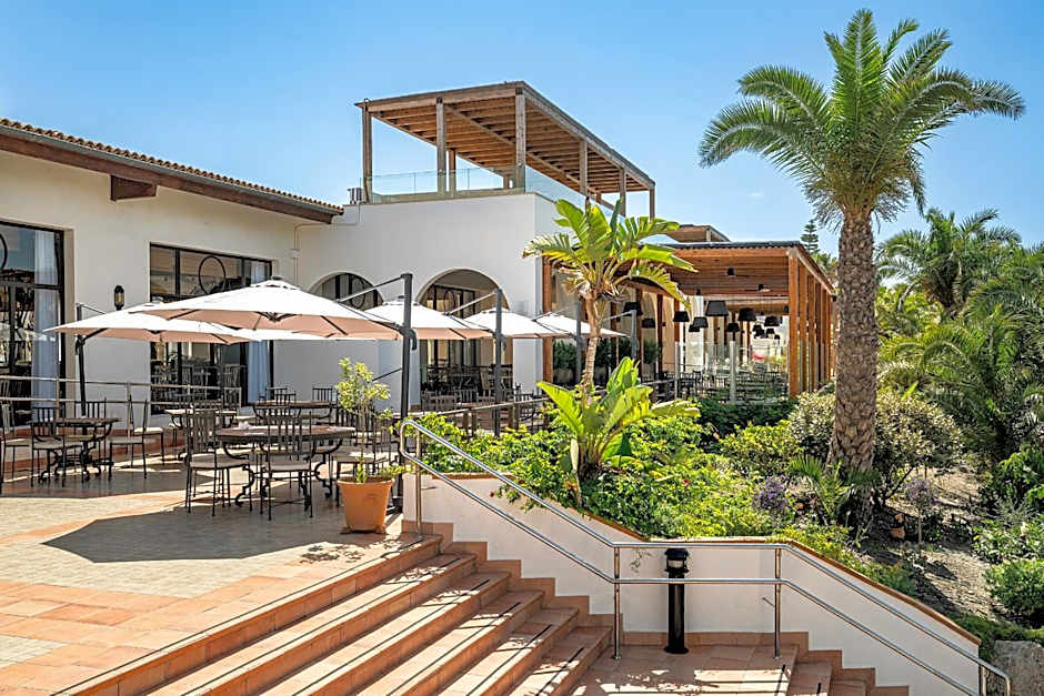 Impressive Playa Granada Golf
