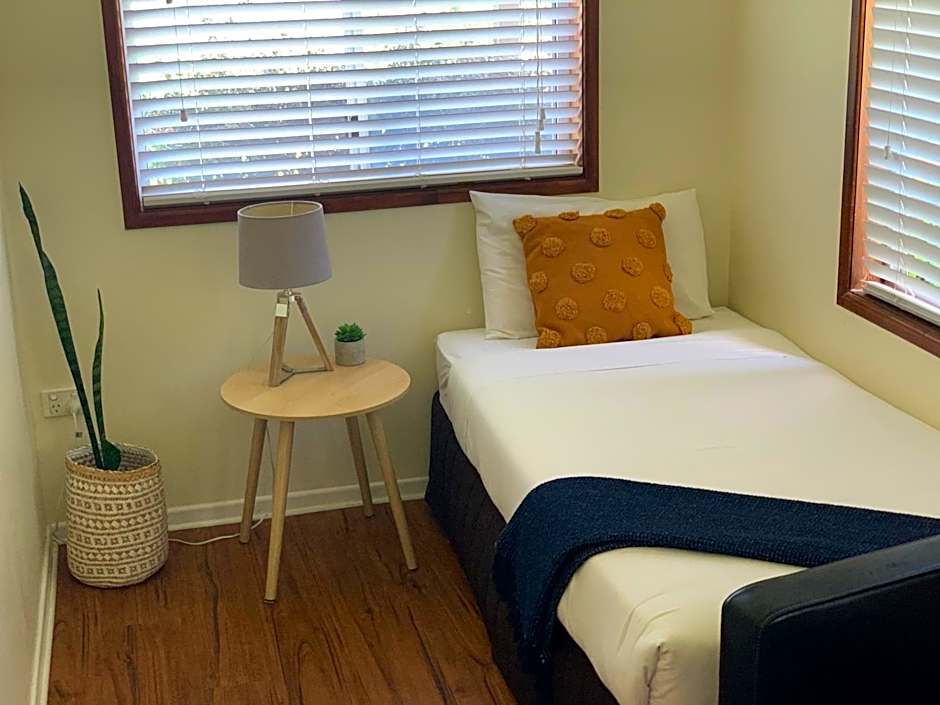 Montville Holiday Apartments