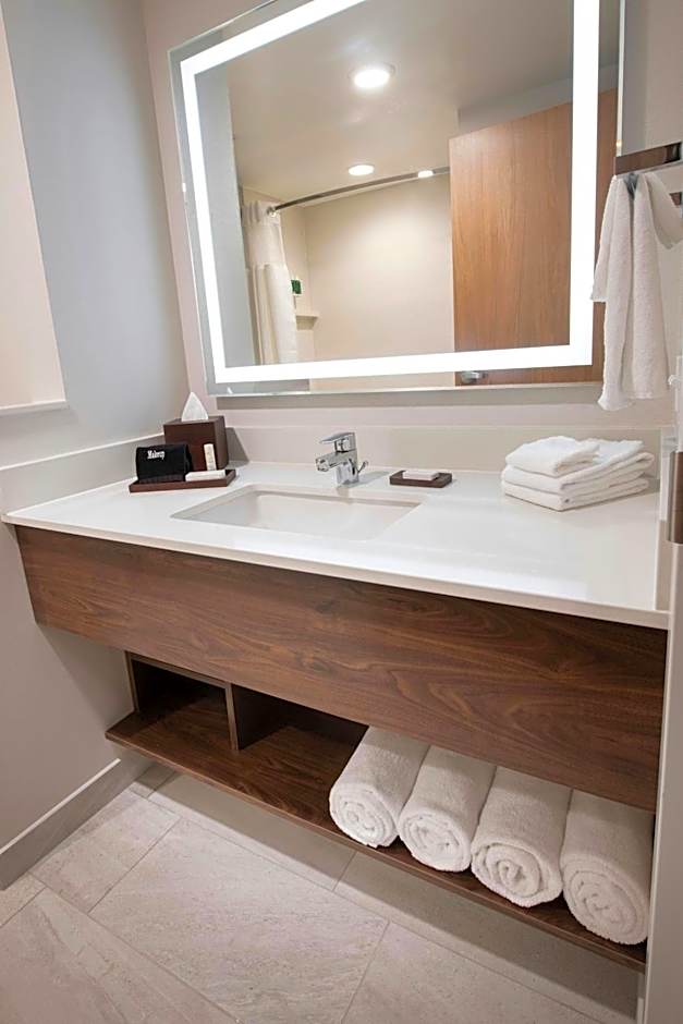 Fairfield Inn & Suites by Marriott Edmonton International Airport