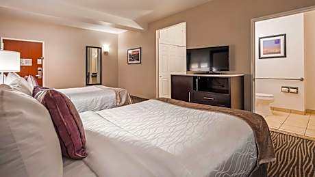 Double Room with Two Double Beds and Roll-In Shower - Disability Access