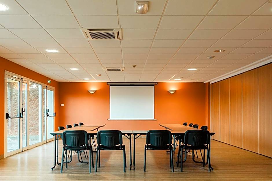 Hôtel Akena City Caudry