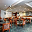 La Quinta Inn & Suites by Wyndham Secaucus Meadowlands