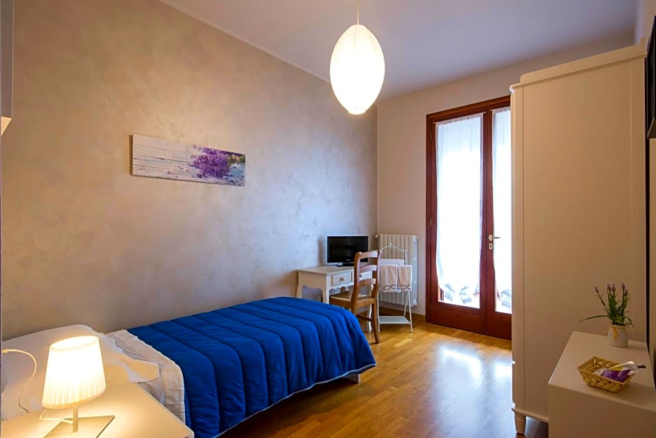 Bed & Breakfast Profumo D'Estate