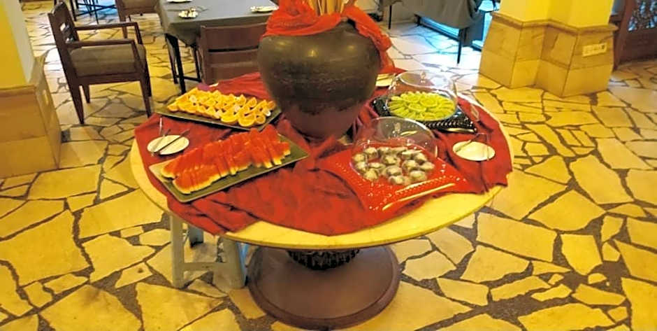 THE LAGOON WATER CHALET