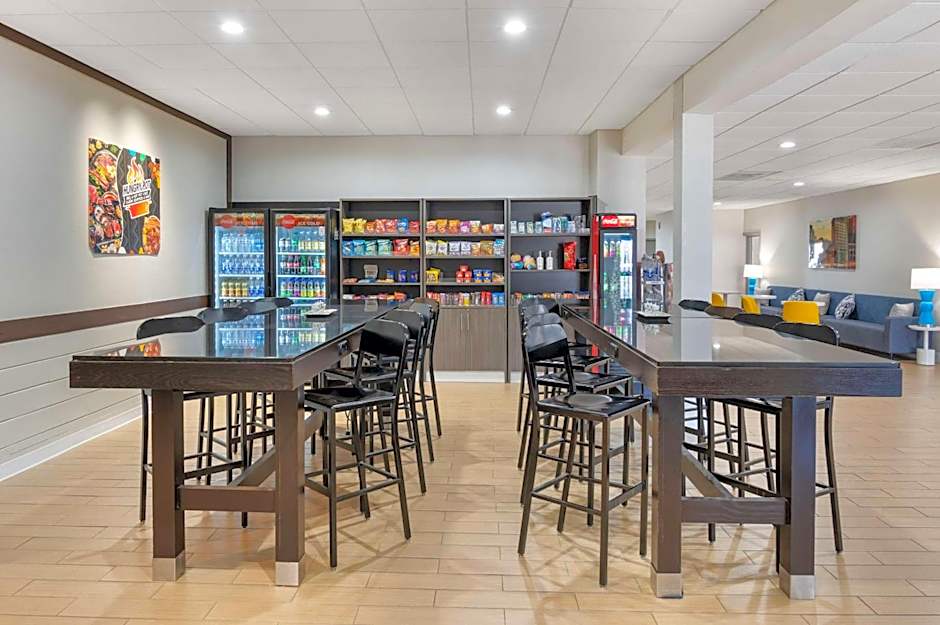 Comfort Inn & Suites Danbury-Bethel