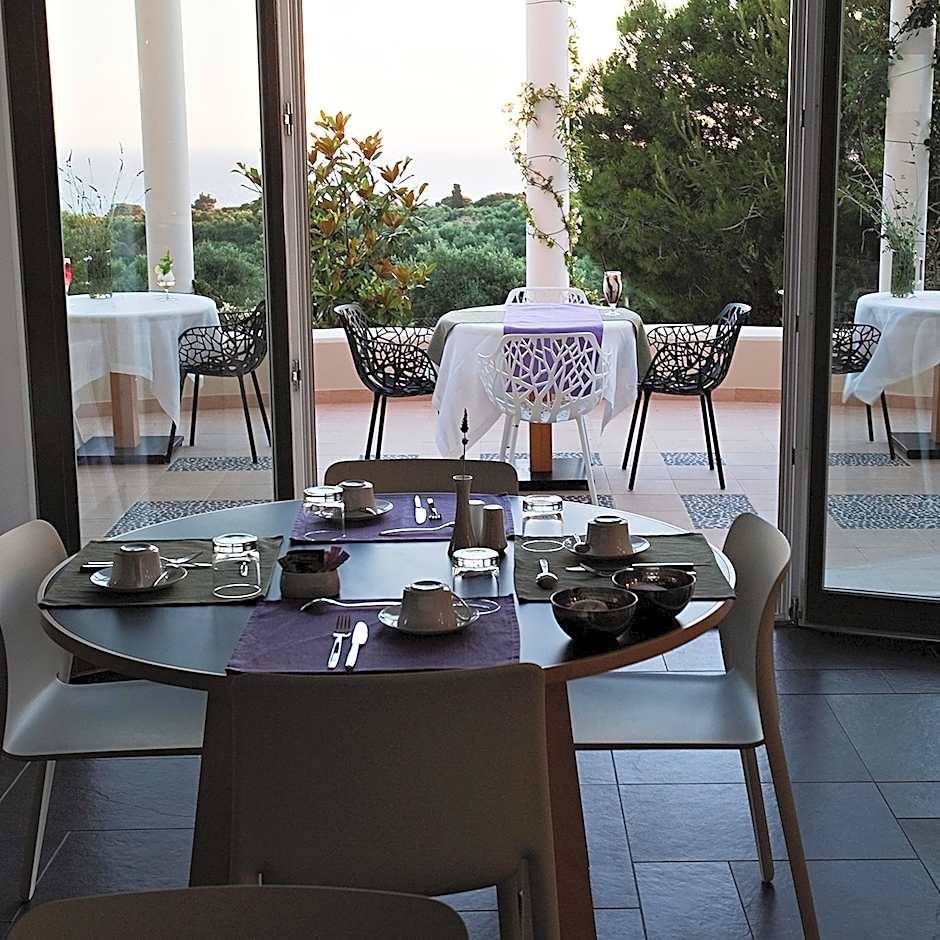 Orizontes View Hotel