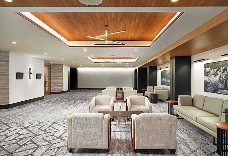 Hotel Alpenrock Breckenridge, Curio Collection by Hilton