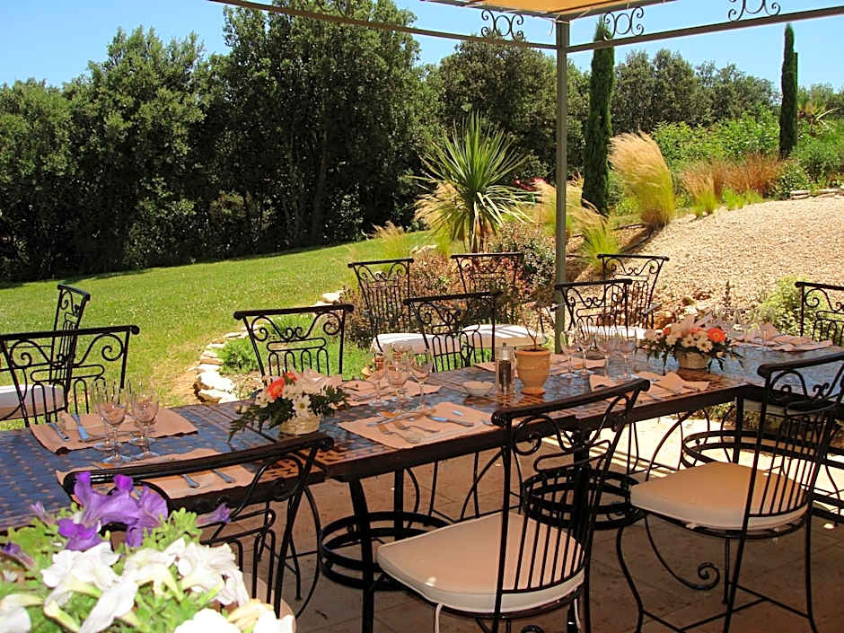 Hotel Restaurant Le Gardon - Pont du Gard