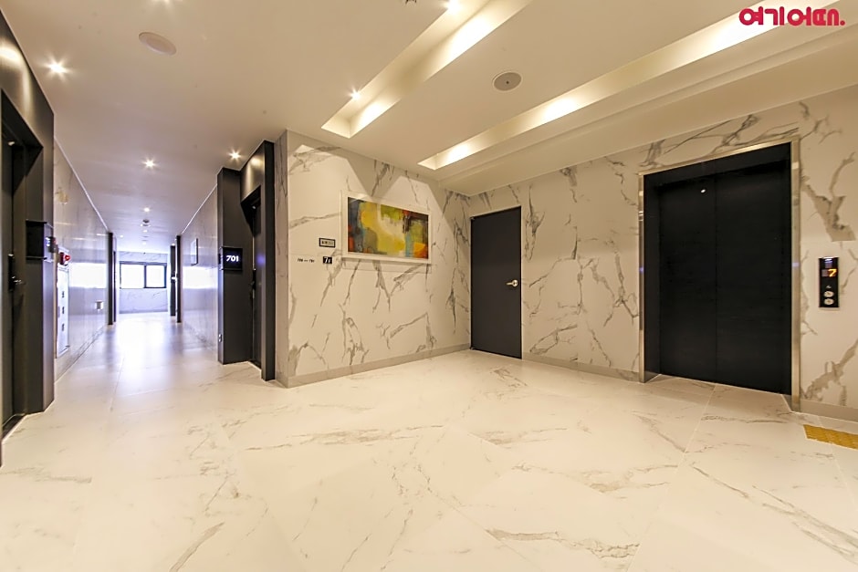 Yeonsan Hound Hotel