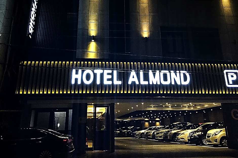 Almond Hotel Busan Station