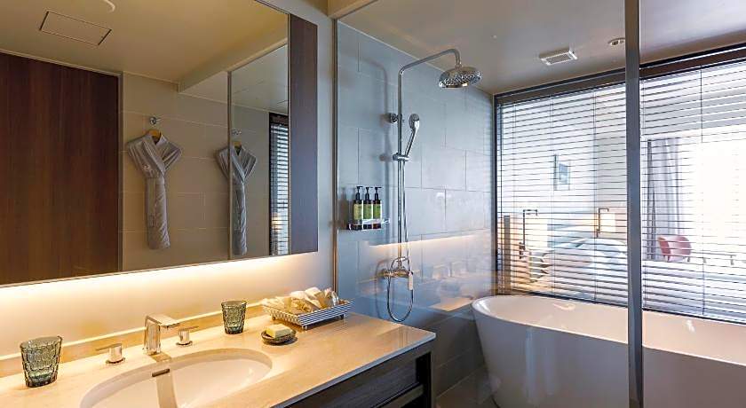 MB GALLERY CHATAN by THE TERRACE HOTELS