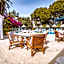 Moonshine Hotel & Suites