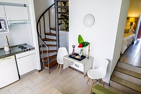 STUDIO with balcony 2 adults + 2 childs