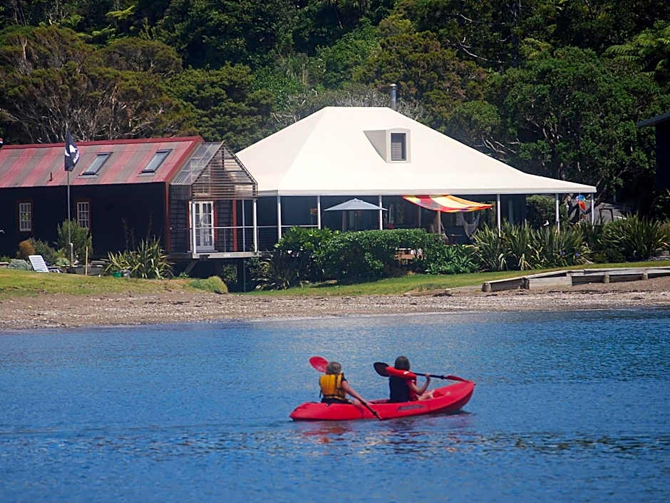 Absolute Beach front-Tutukaka Harbour