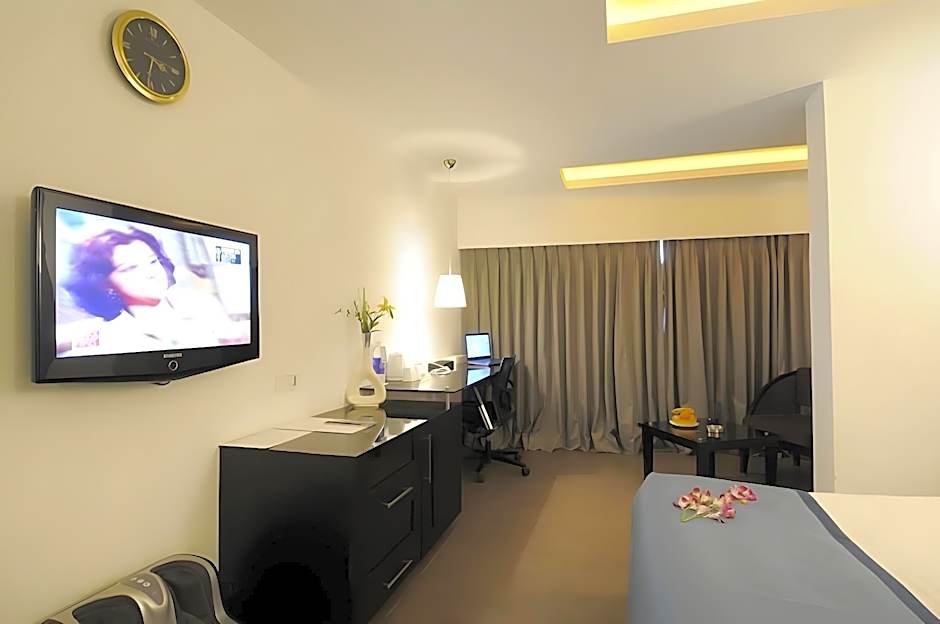 The Central Court Hotel