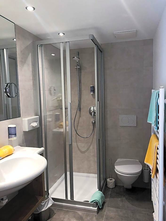 Hotel Garni Central - Zimmer - Studios - Apartments