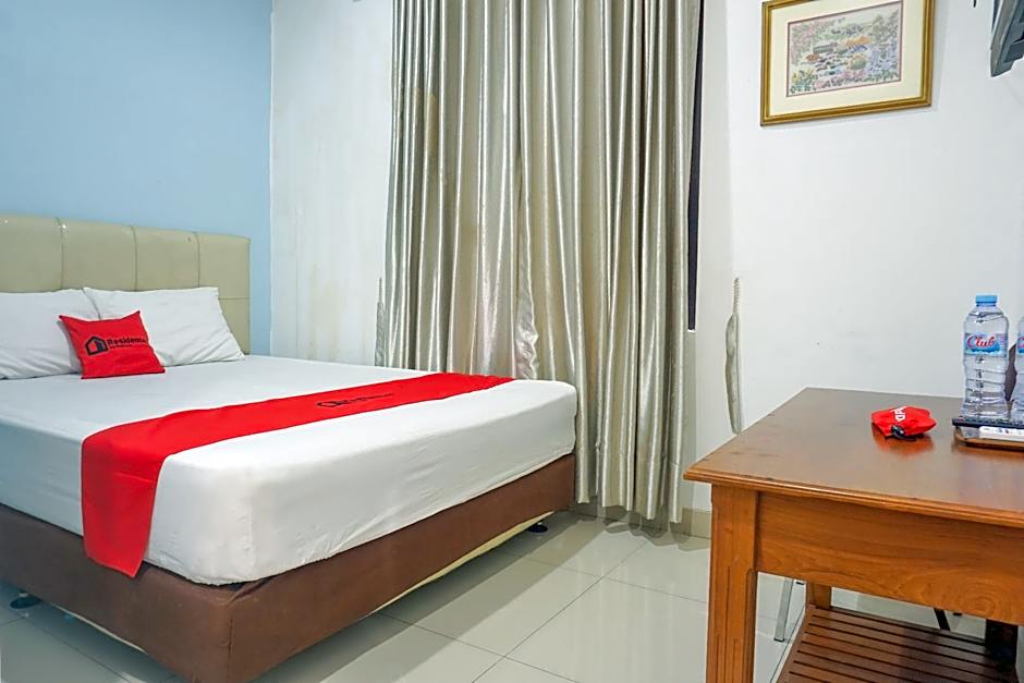 Residences by RedDoorz Syariah @ Buah Batu