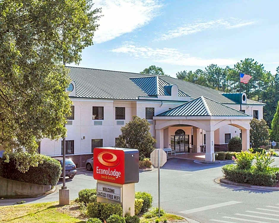 Econo Lodge Inn & Suites Marietta