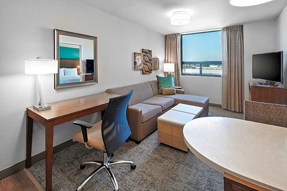 Staybridge Suites Irvine - John Wayne Airport By IHG