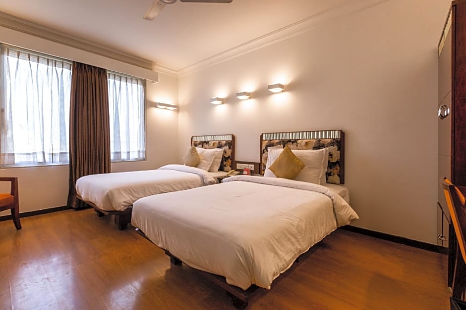 3 BY OYO Nami Residency Ahmedabad