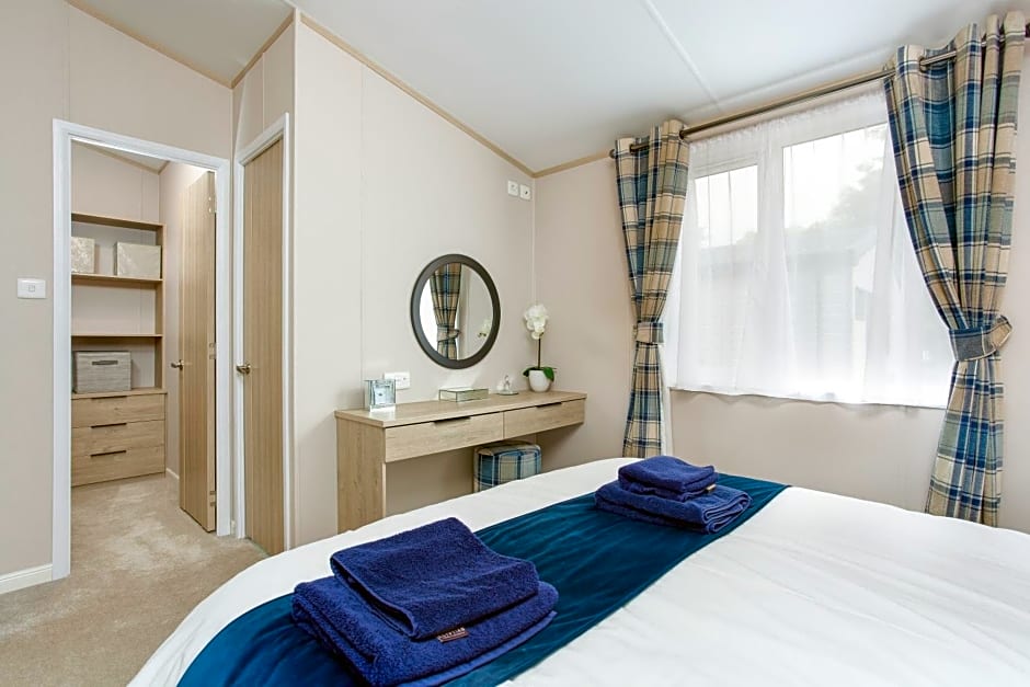 Lakeside Lodge, Green Hill Farm Holiday Village