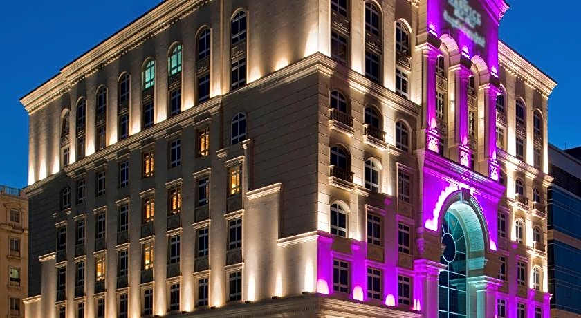 Warwick Doha Hotel