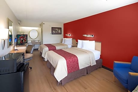 Deluxe 2 Full Beds Non-Smoking