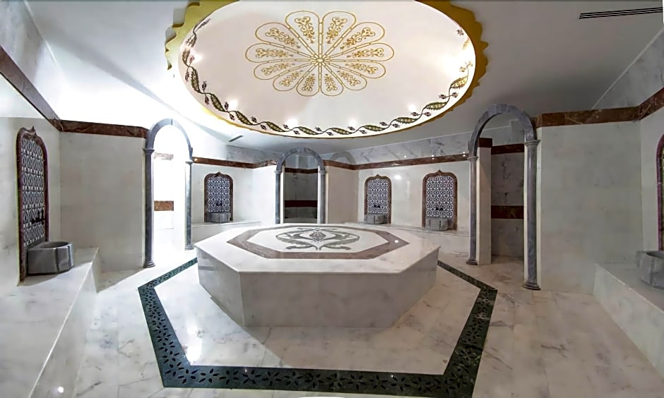 Budan Thermal Spa & Hotel