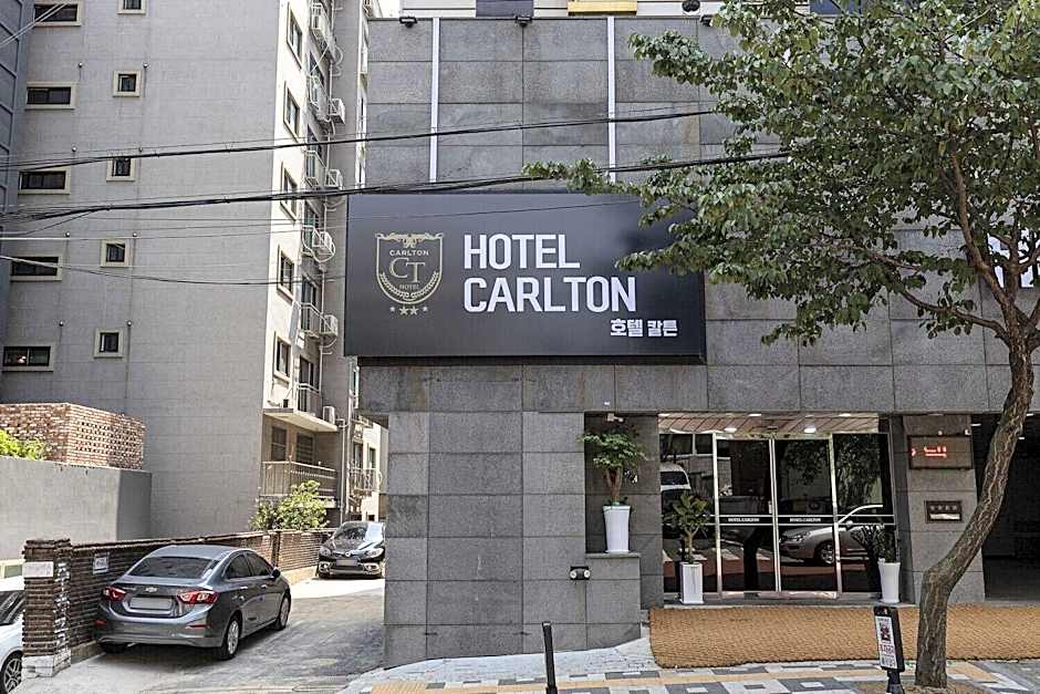 Hotel Carlton