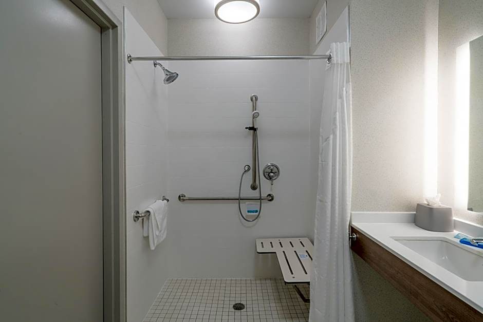 Holiday Inn Express Radcliff Fort Knox By IHG