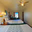 Love Hotels Silver Street by OYO at Hurley WI