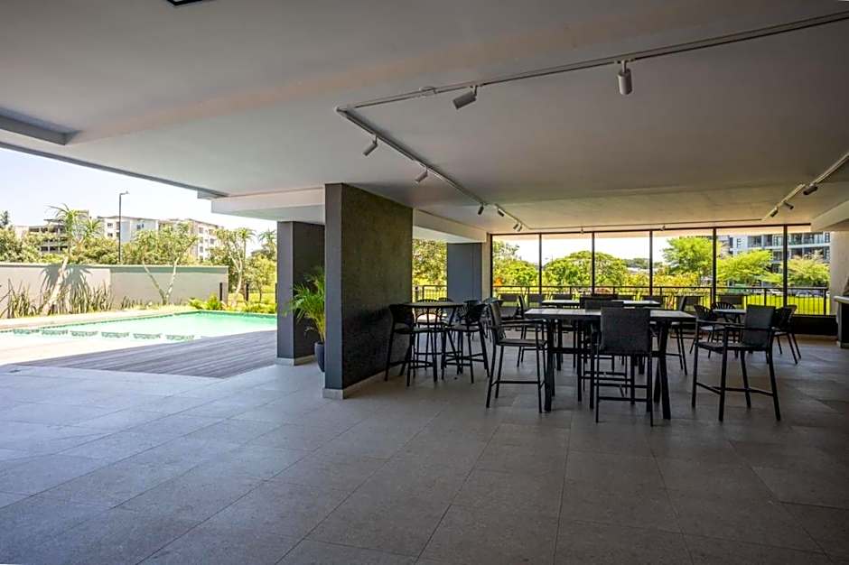 Cute and Cosy Studio Millennial 520