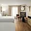 Le Parc Gatineau, Tapestry Collection by Hilton