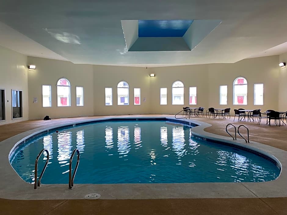 Whalers Inn and Suites