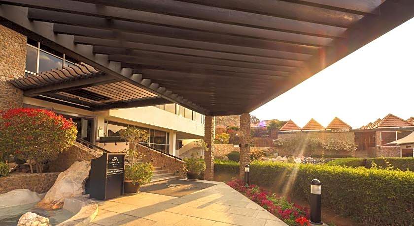 JA Hatta Fort Hotel