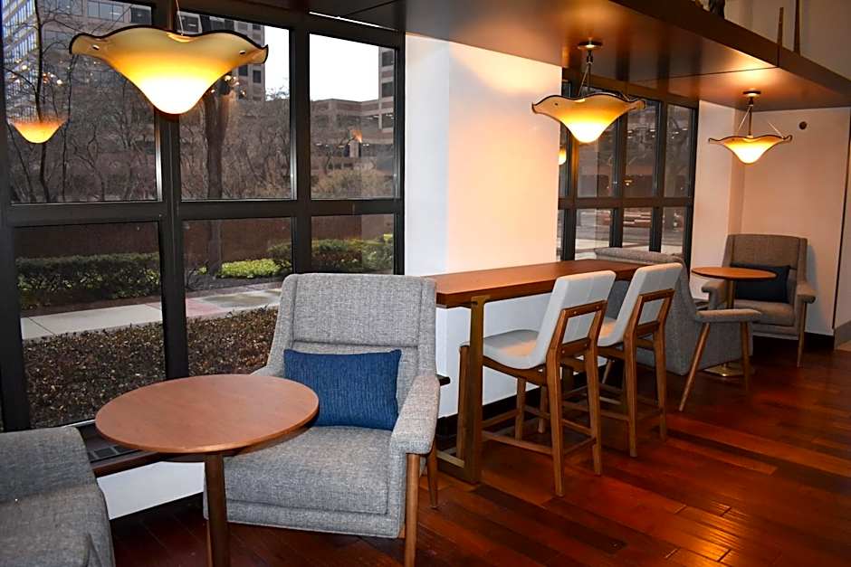 Chicago Marriott Suites O'Hare