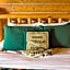 Cabin Creek Inn