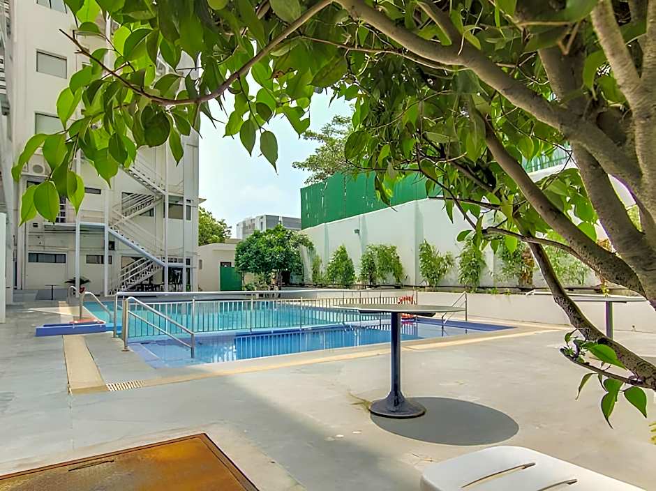 Vibe By The LaLiT Traveller