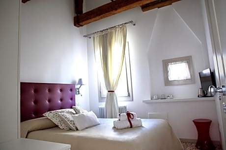 Double Room - Single Use