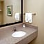 Fairfield Inn & Suites by Marriott Detroit Metro Airport Romulus