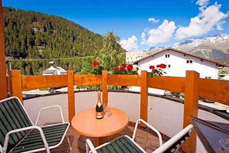 Deluxe Double Room with Castle View