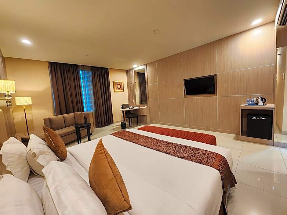 Photo 1 of 6 of Executive Junior Suite