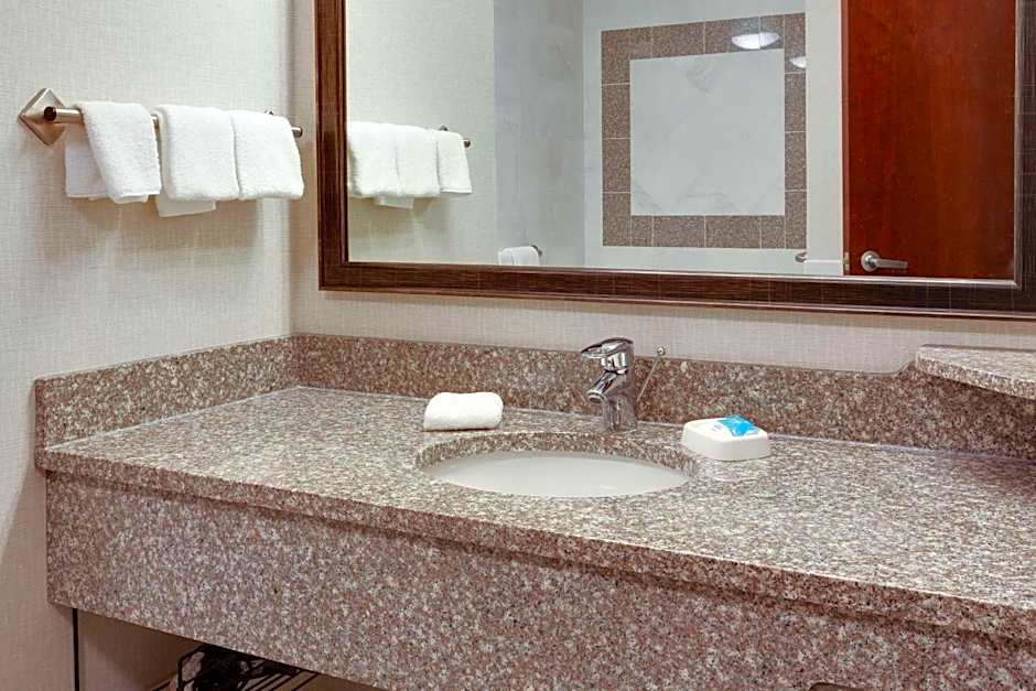 Drury Inn & Suites West Des Moines