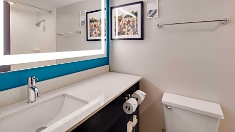 accessible - suite 2 queen - mobility accessible, bathtub, sofabed, non-smoking, full breakfast