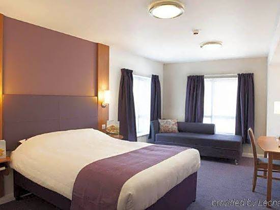 Premier Inn Lincoln City Centre