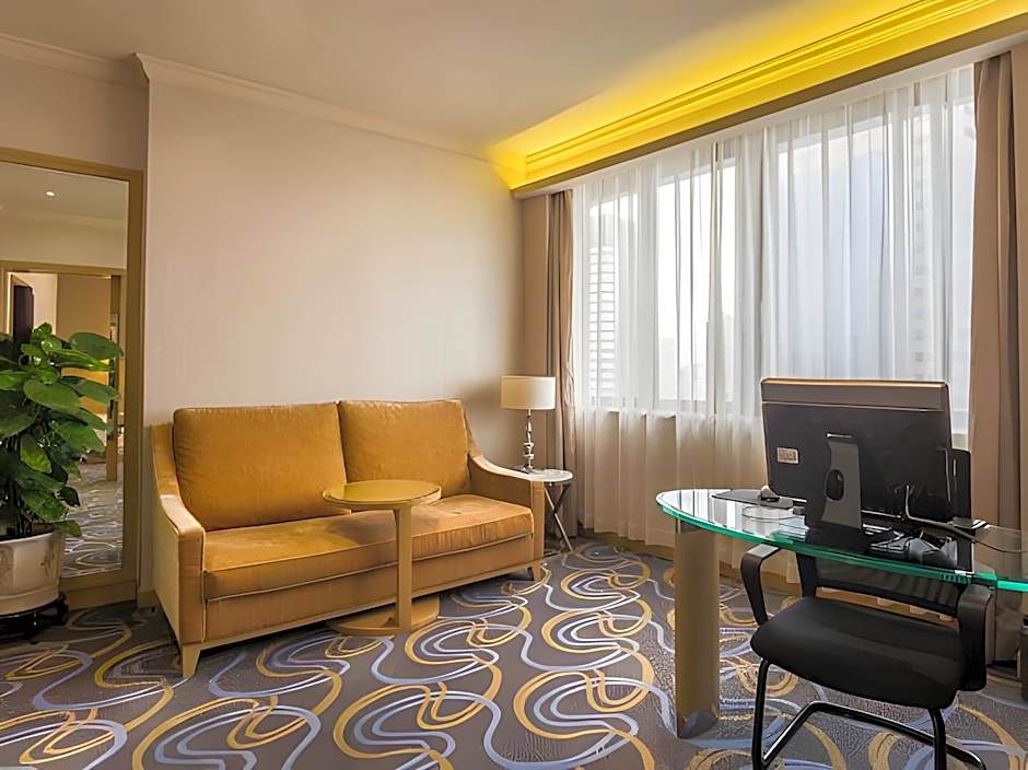 Ocean Hotel