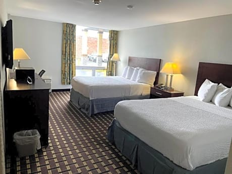 Days Inn by Wyndham Fort Wright Cincinnati Area