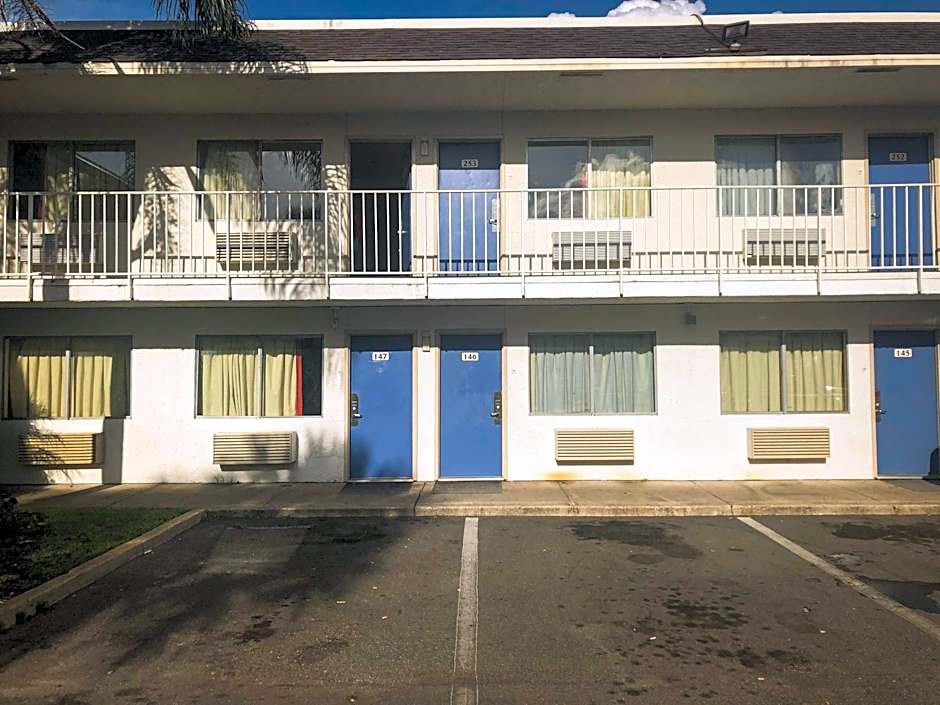 Motel 6 Jacksonville - Orange Park