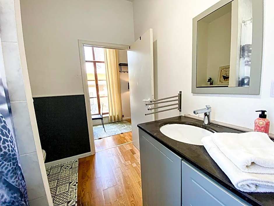 Skindles Guesthouse